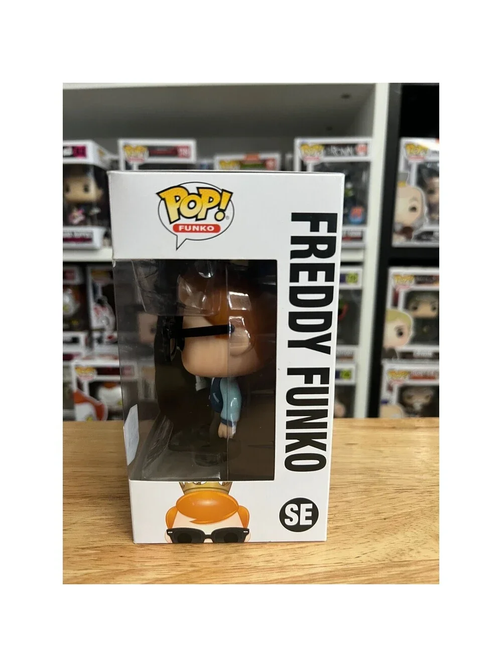 Vaulted Exclusive Limited Edition Hq Freddy Funko Pop Headquarters Everett Icons